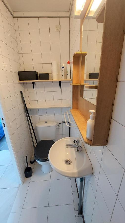 Chez Leslie Et Vincent : Logements Climatises Avec Parking Privatif Perpignan Extérieur photo